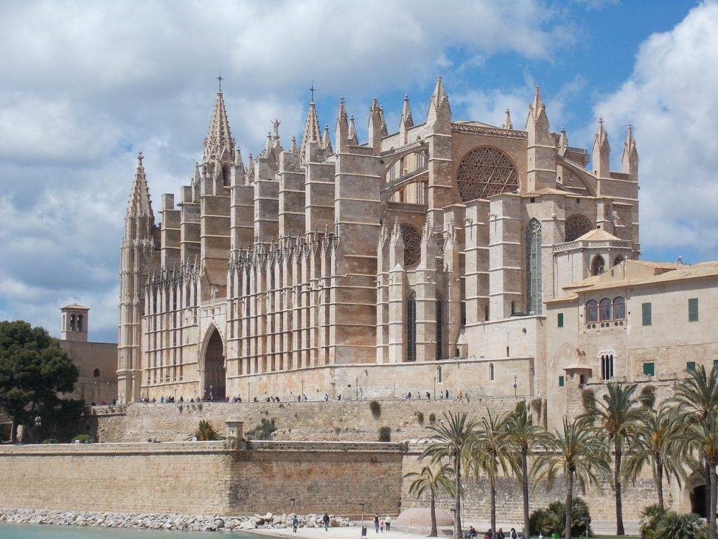 cathedral of saint mary, palma, mallorca,  spanish coastline, spain with kids, best coastal cities in spain.
