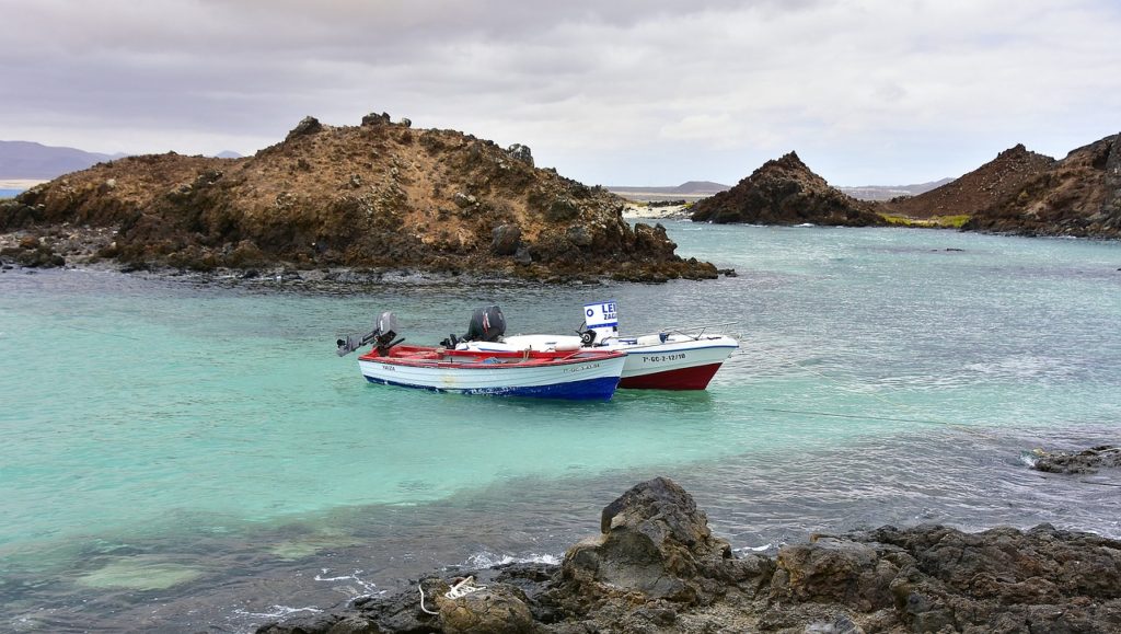 landscape, island of lobos, fuerteventura-3476426.jpg