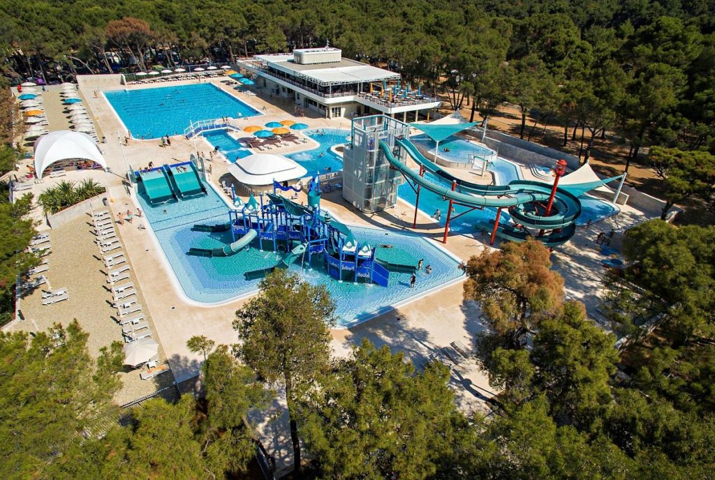 aquapark kikat, waterpark in croatia, best croatia waterparks, kikat camp
