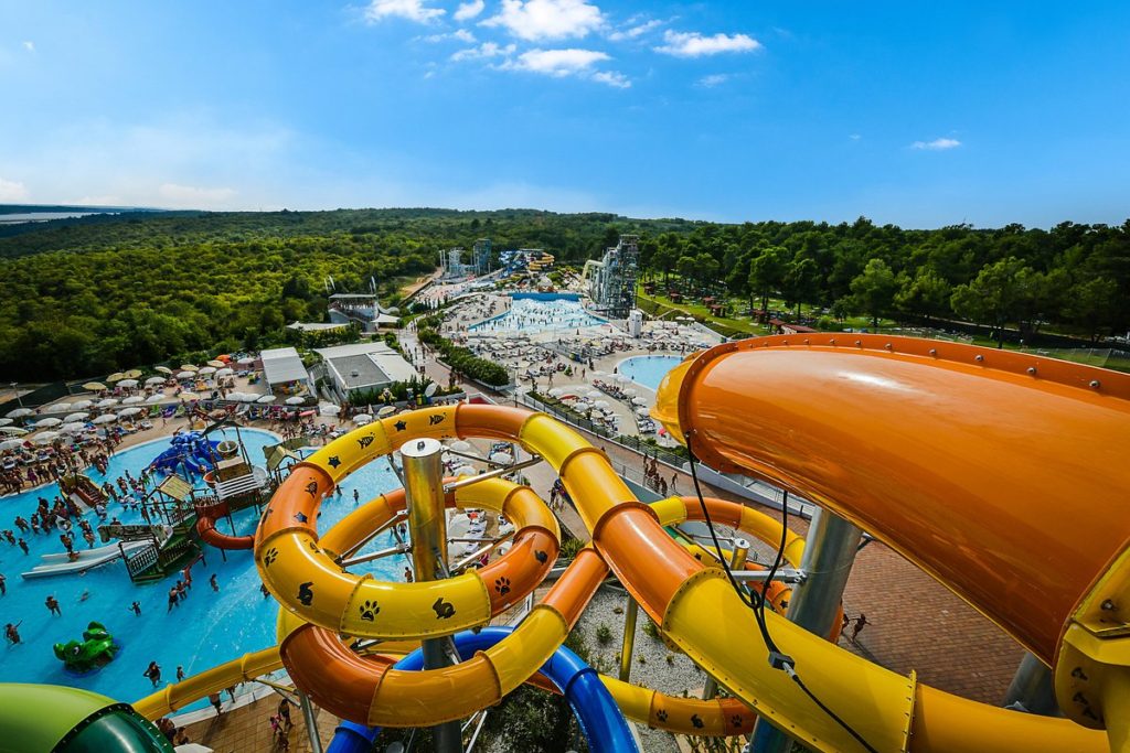 best waterpark in croatia, slides, swimming pool, croatia waterpark, theme park in croatia, visiting croatias with kids